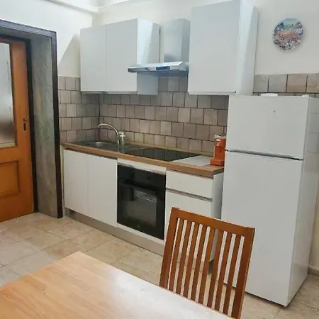 Train Station - Casamia Apartment *